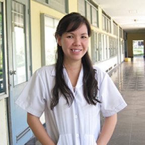 Dr. Nguyen Thi Bach Hue