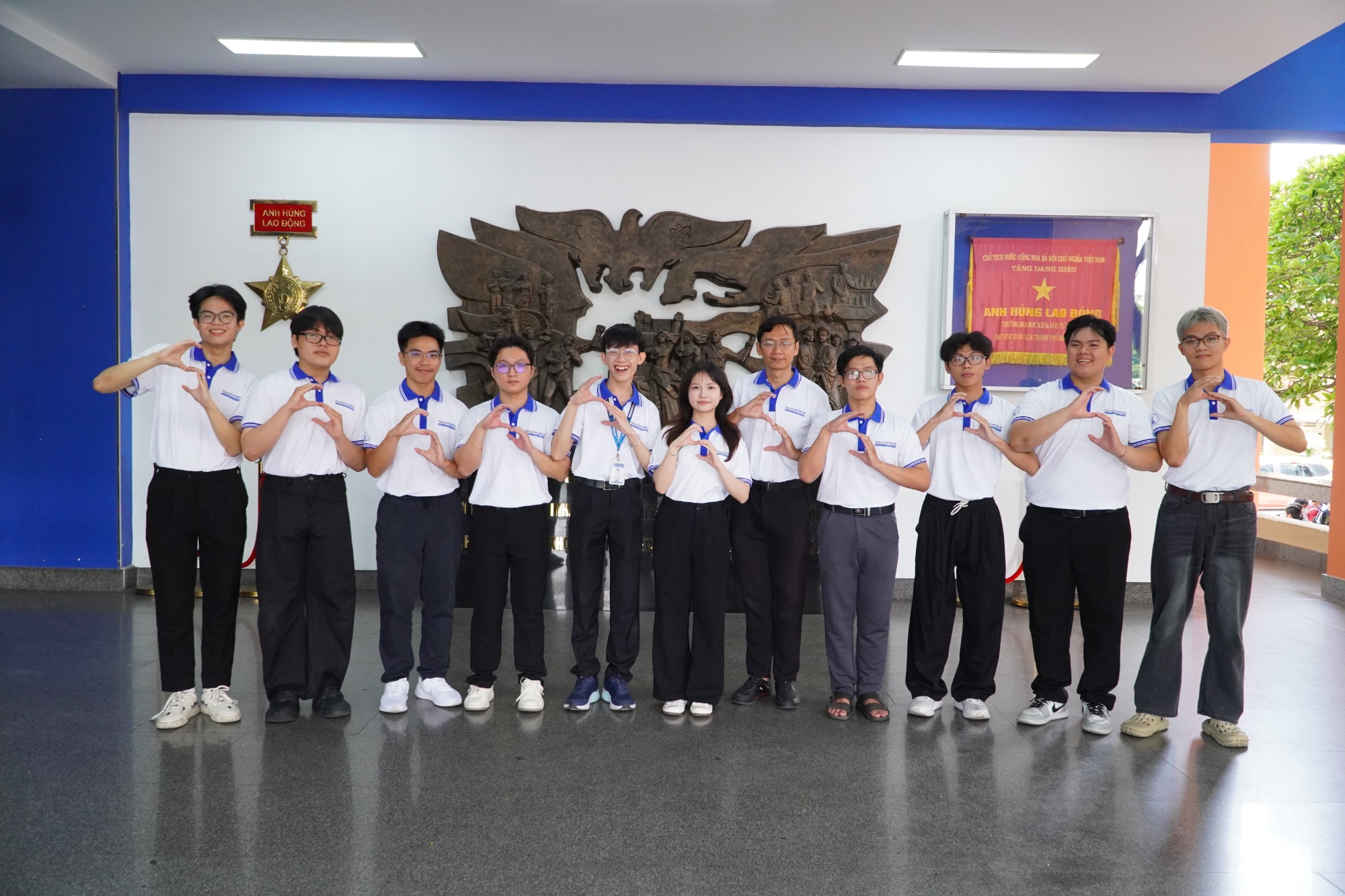 HCMUS_-_Le_Nguyen_Anh_Tu_-_2900