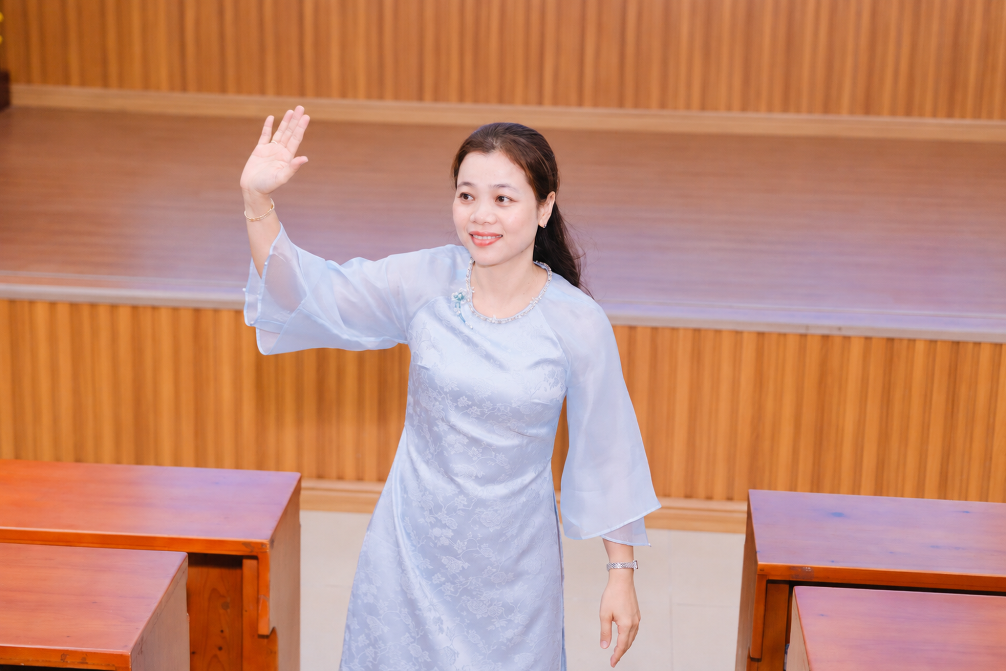TRƯƠNG HẢI NHUNG